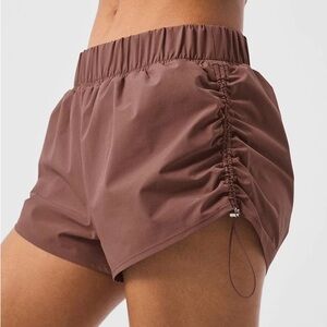 Alo Cinch It Up Shorts